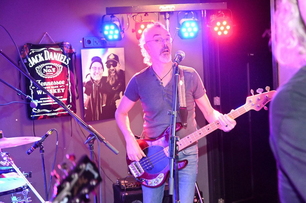 ../Images/10 jaar Ro's Barbershop 171.jpg